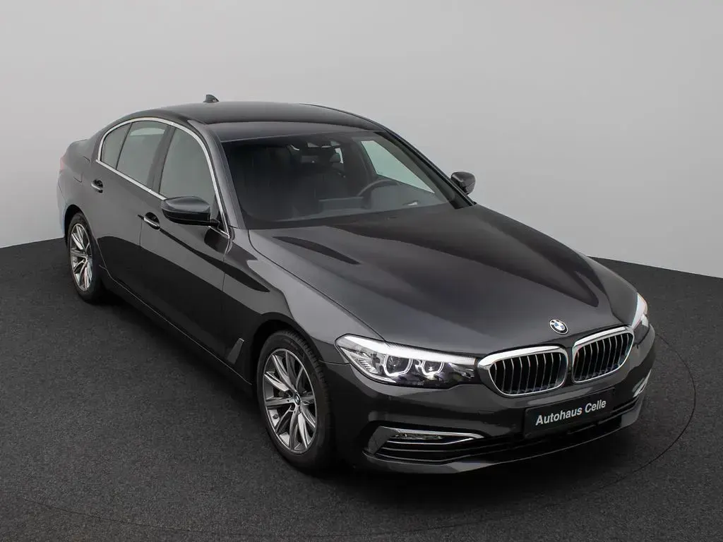 Gebraucht BMW 540 Luxury Line 340 PS (250 kW) 2017 Grau Limousine