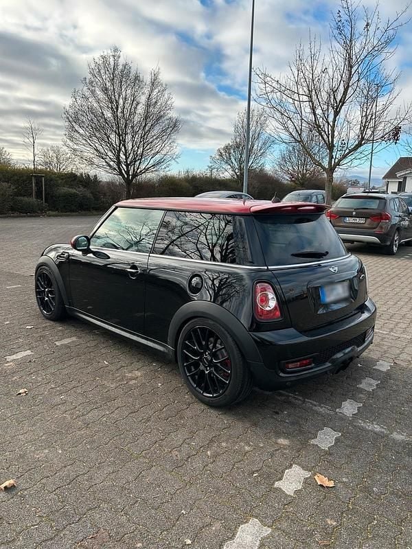 Second-hand Mini John Cooper Works 211 CP (155 kW) 2011 Negru Hatchback