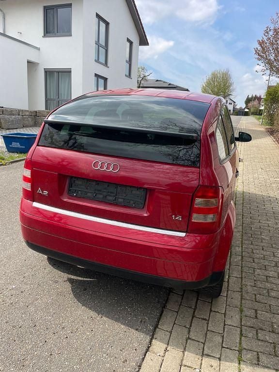 Usata Audi A2 75 CV (55 kW) 2002 Rosso Utilitaria