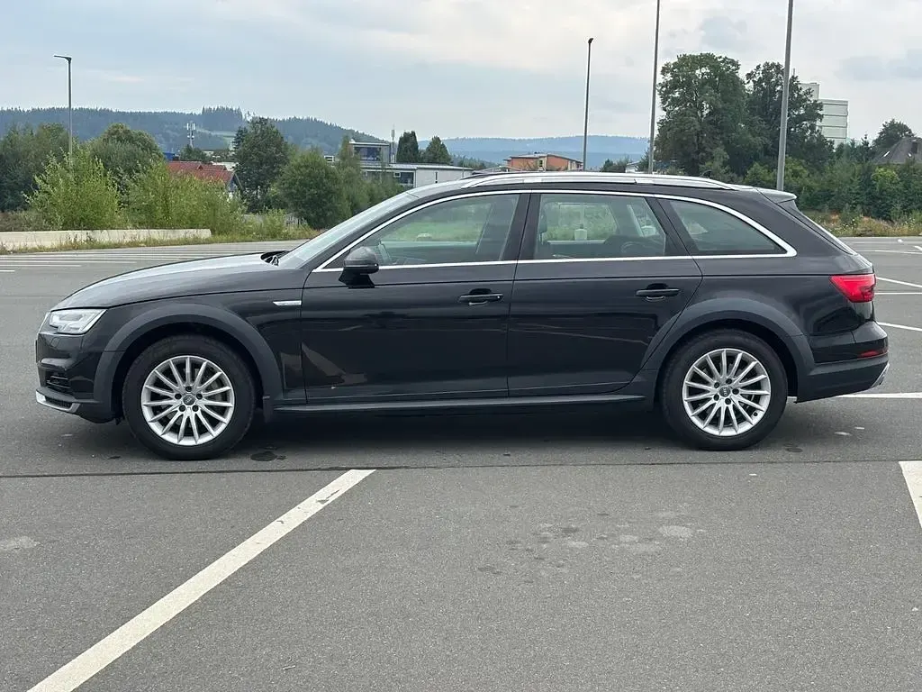 Gebraucht Audi A4 Allroad Sport 190 PS (139 kW) 2017 Schwarz Kombi