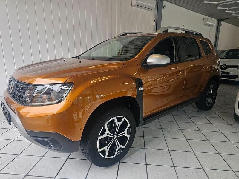 Gold Gebraucht 2019 Dacia Duster Prestige SUV | 11.111 € (Guter Preis) - Bild 1/4