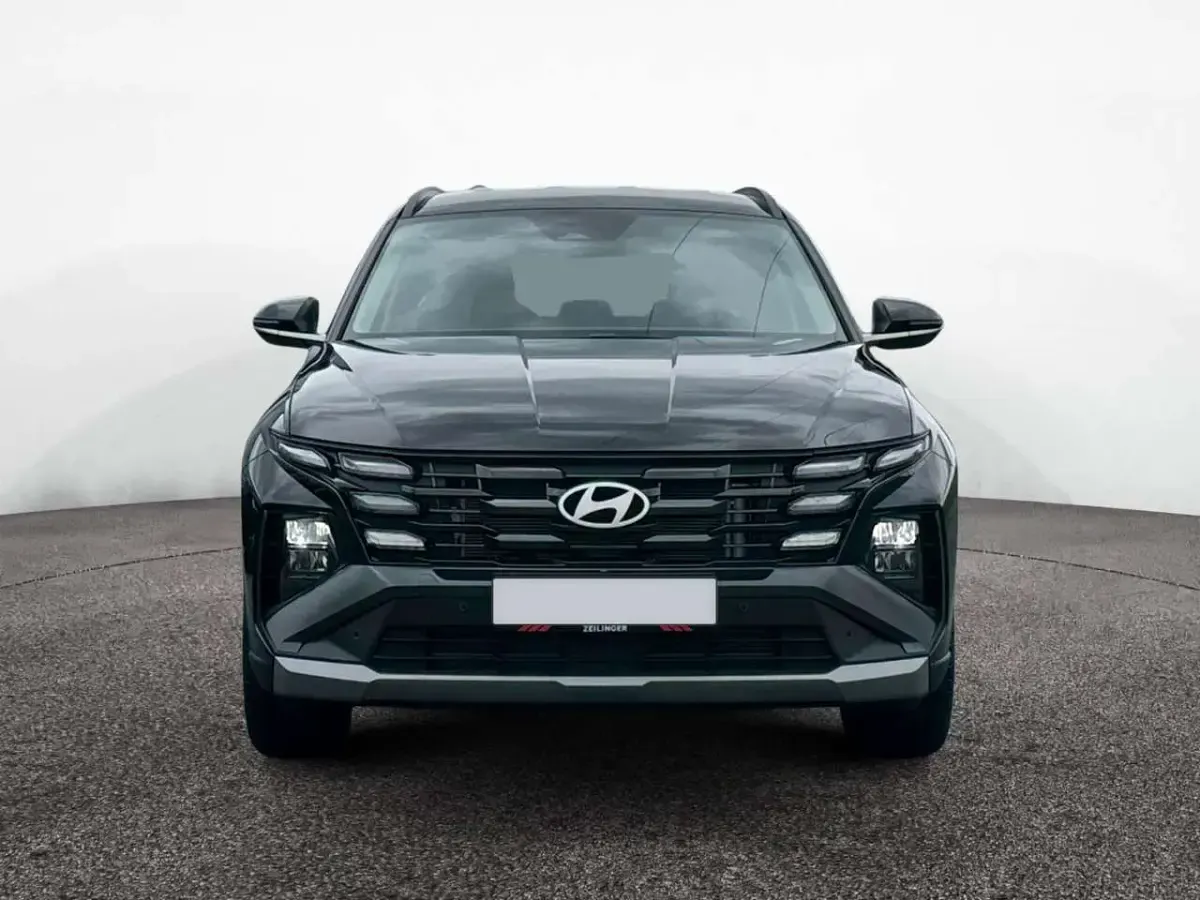 Neu Hyundai Tucson Style 150 PS (110 kW) 2026 Abyss black SUV