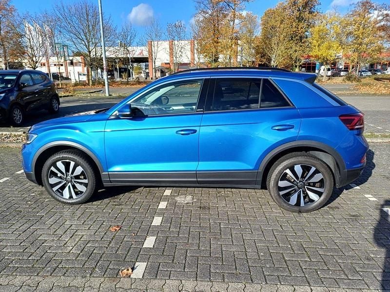Gebraucht VW T-Roc 150 PS (110 kW) 2024 Blau SUV