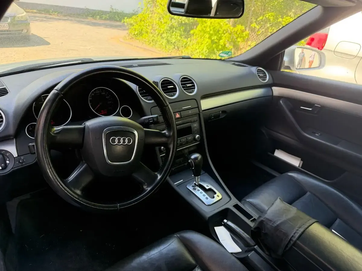 Gebraucht Audi A4 Cabriolet 140 PS (102 kW) 2007 Grau Cabrio