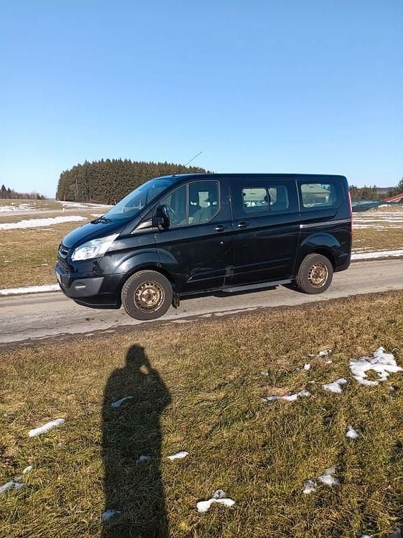 Gebraucht Ford Tourneo 155 PS (114 kW) 2013 Schwarz Van / Kleinbus