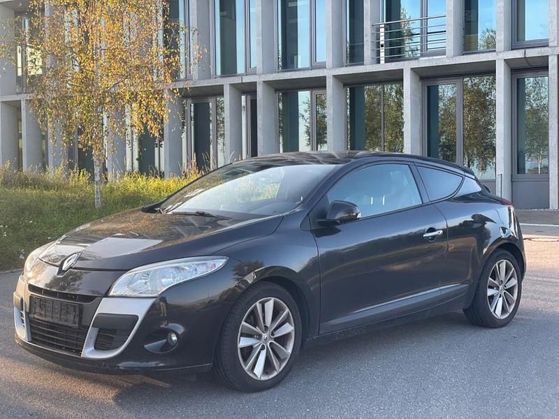 Schwarz Gebraucht 2010 Renault Mégane III Night&Day Coupé | 2.999 € (Fairer Preis) - Bild 1/4