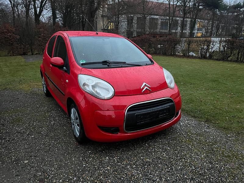 Rot Gebraucht 2009 Citroën C1 Kleinwagen | 2.900 € (Teuer) - Bild 1/4