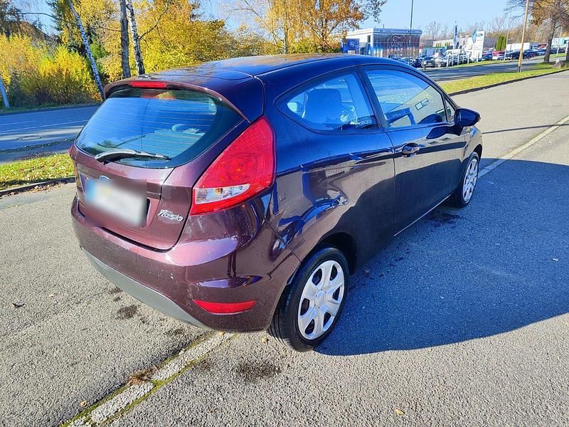 Gebraucht Ford Fiesta 82 PS (60 kW) 2008 Violet Kleinwagen