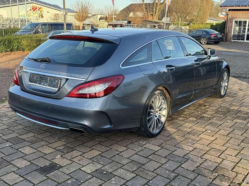 Gebraucht Mercedes CLS500 408 PS (300 kW) 2016 Selenitgrau  metalliclack Kombi