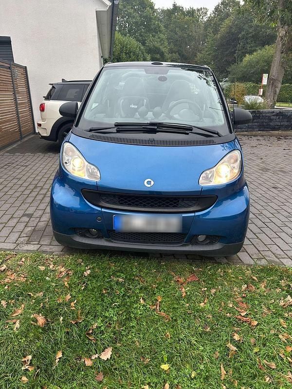 Blau Gebraucht 2010 Smart ForTwo Cabrio Pulse Cabrio | 3.350 € (Superpreis) - Bild 1/4