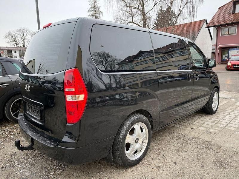 Gebraucht Hyundai H-1 170 PS (125 kW) 2009 Schwarz Van / Kleinbus