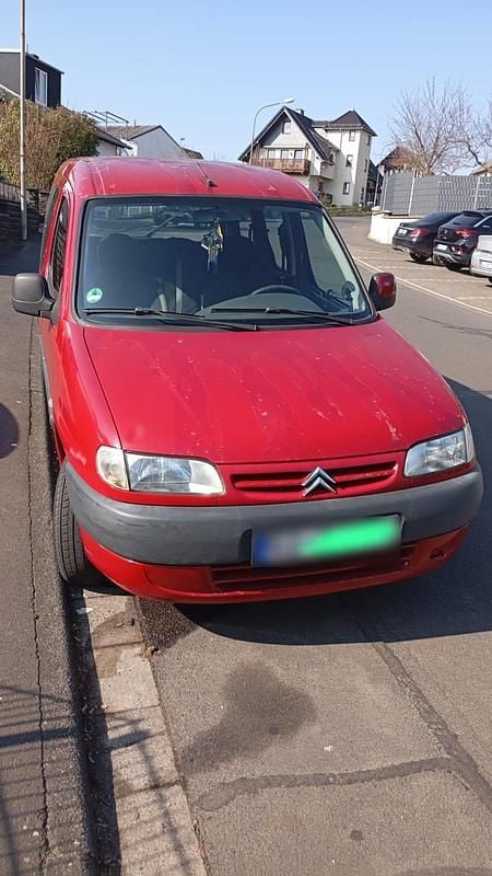 Gebraucht Citroën Berlingo 90 PS (66 kW) 2002 Rot Van / Kleinbus