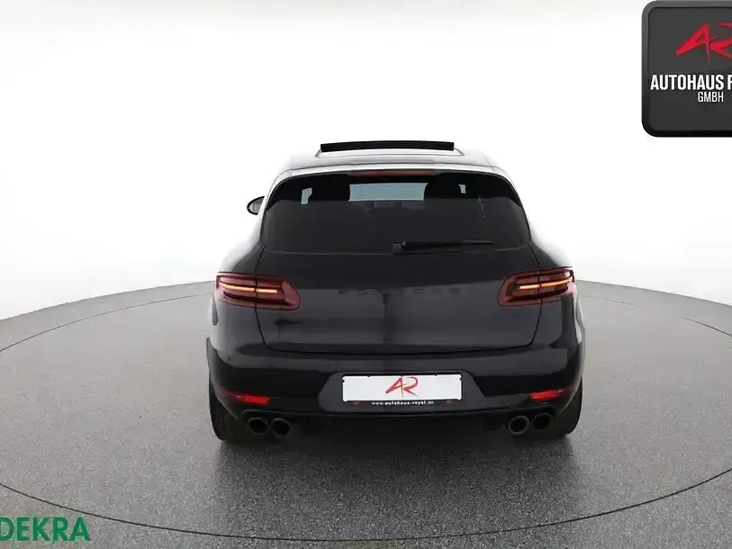 Gebraucht Porsche Macan GTS 360 PS (264 kW) 2016 Tiefschwarz SUV