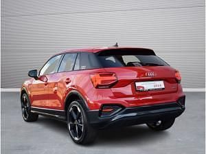 Gebraucht Audi Q2 S-Line 150 PS (110 kW) 2025 Rot (progressivrot metallic) SUV