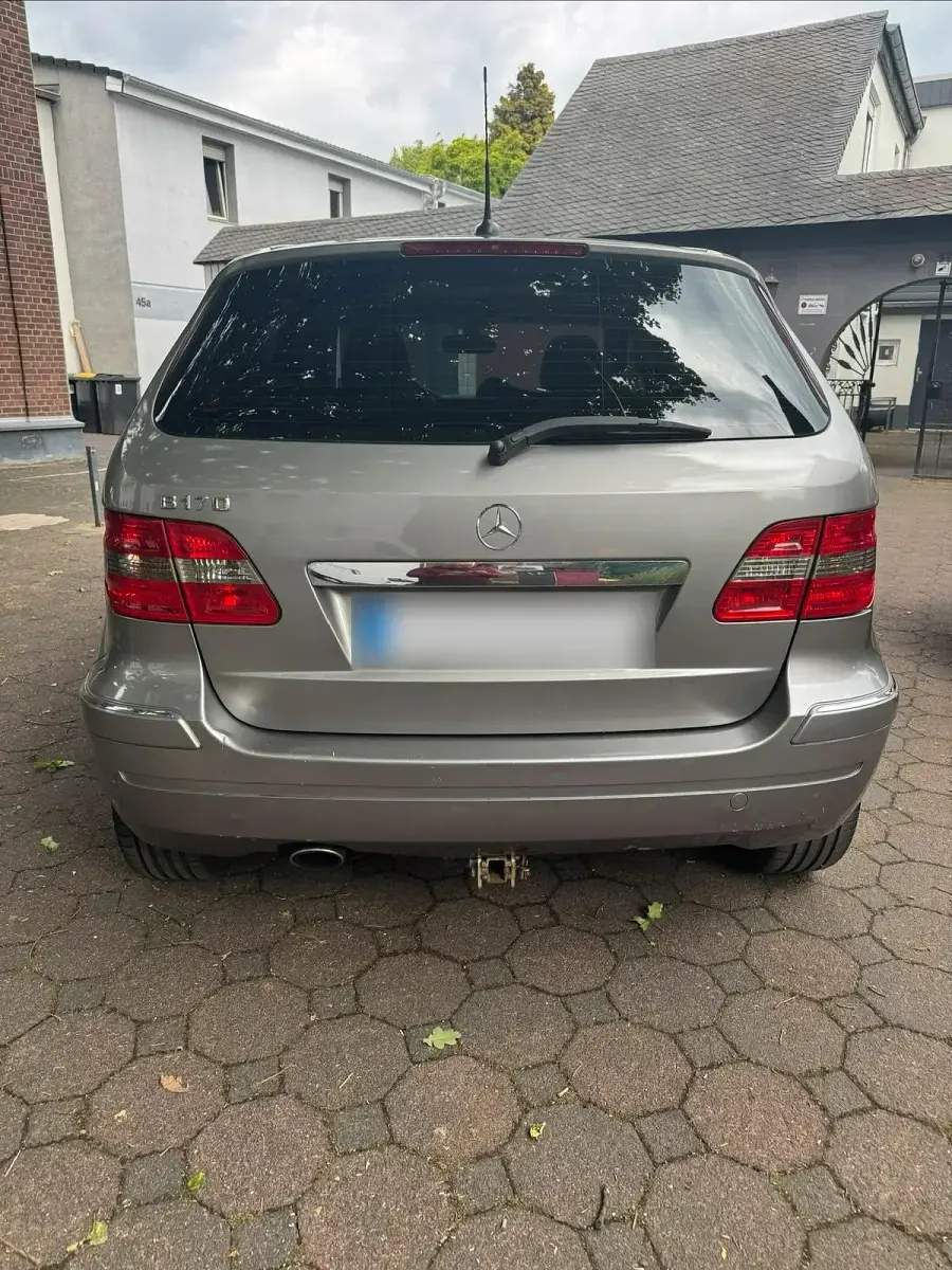 Gebraucht Mercedes B170 Avantgarde 115 PS (84 kW) 2007 Braun Van / Kleinbus