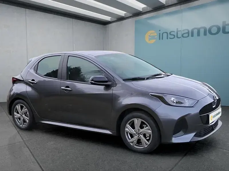 Neu Mazda 2 116 PS (85 kW) 2025 Grau Kleinwagen