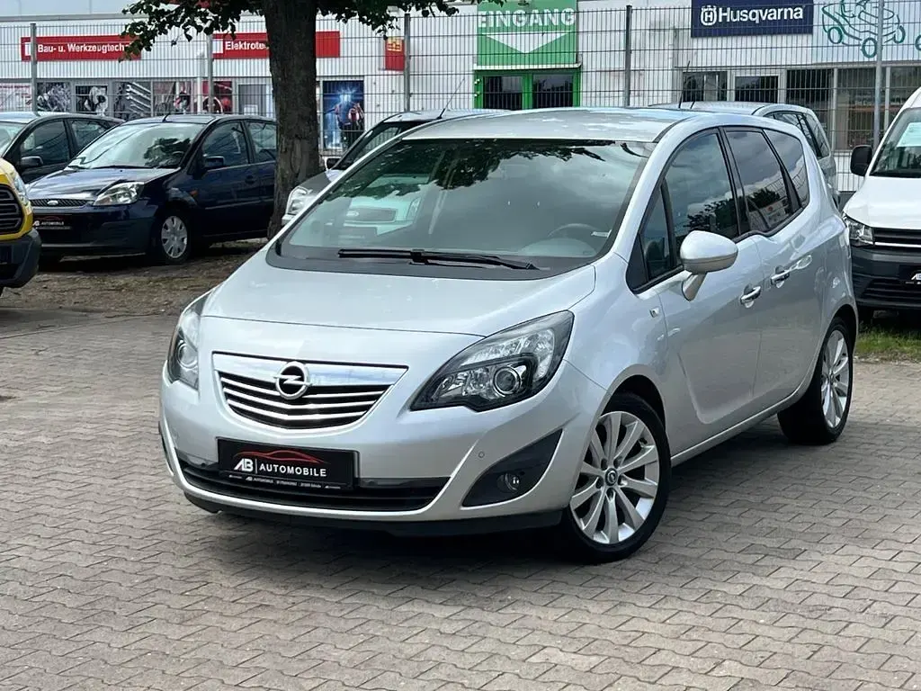 Gebraucht Opel Meriva Innovation 120 PS (88 kW) 2011 Silber Van / Kleinbus