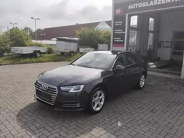 Gebraucht Audi A4 Sport 150 PS (110 kW) 2017 Mondscheinblau metallic Kombi
