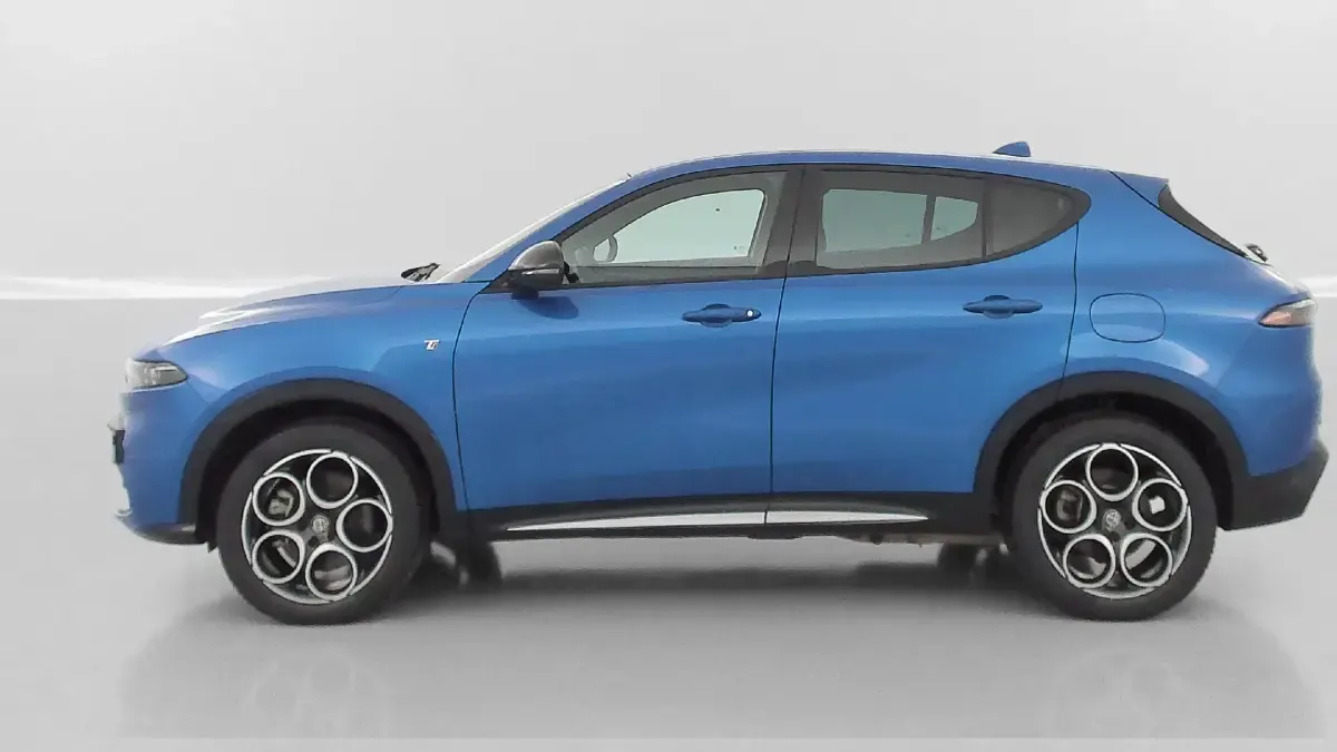 Gebraucht Alfa Romeo Tonale Ti 179 PS (131 kW) 2023 (bleu misano) SUV