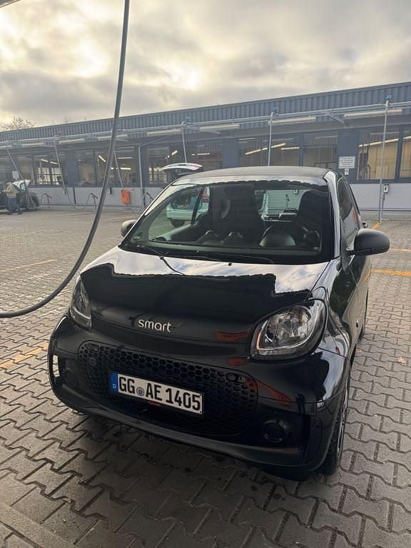 Schwarz Gebraucht 2021 Smart ForTwo Electric Drive Coupé | 8.500 € (Fairer Preis) - Bild 1/4