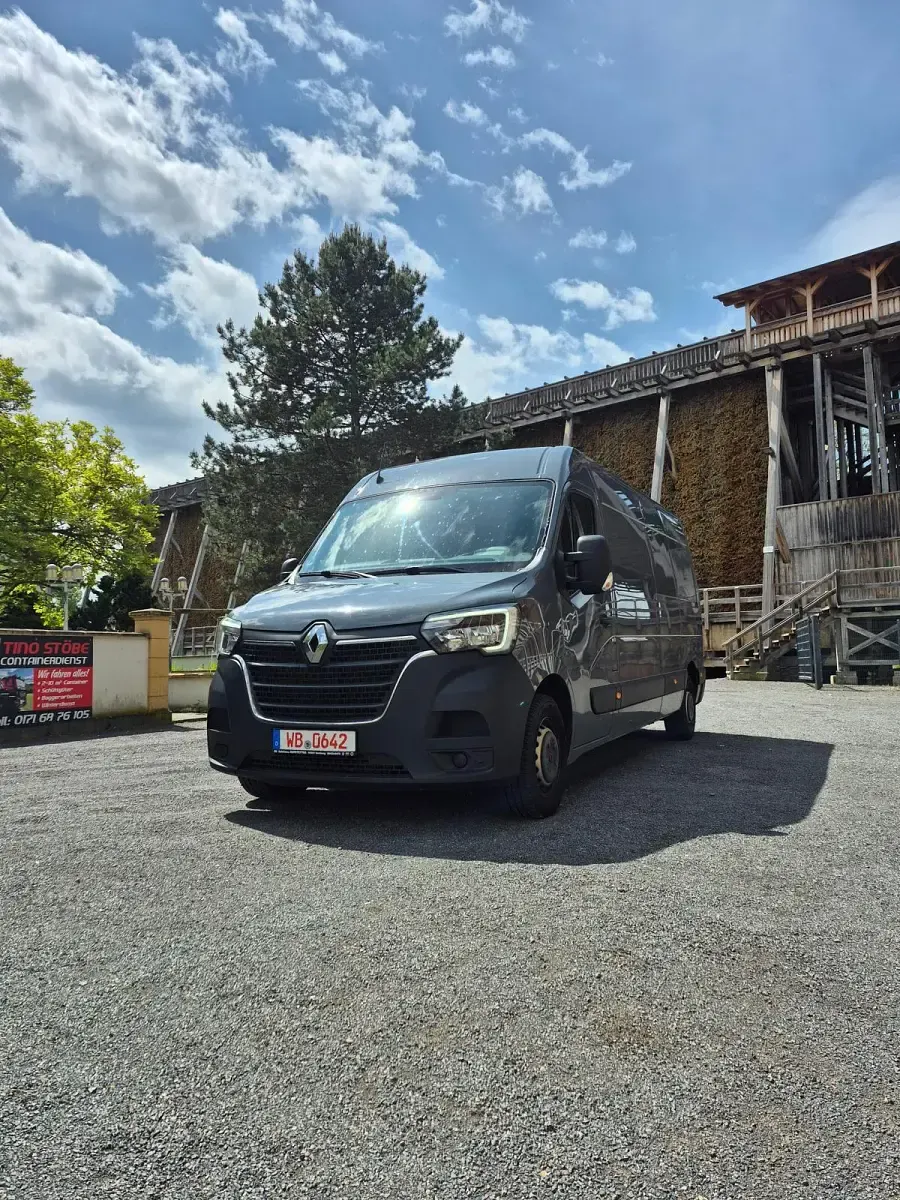 Gebraucht Renault Master 135 PS (99 kW) 2021 Grau Van / Kleinbus