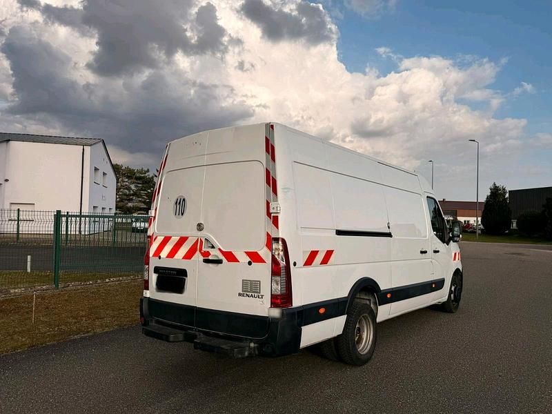 Gebraucht Renault Master 135 PS (99 kW) 2021 Weiß Van / Kleinbus