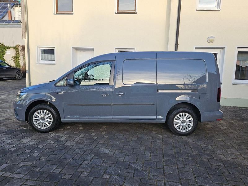 Gebraucht VW Caddy Maxi 102 PS (75 kW) 2019 Grau Van / Kleinbus