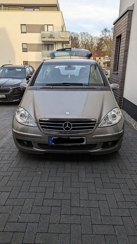 Grau Gebraucht 2007 Mercedes A200 Kleinwagen | 3.000 € (Fairer Preis) - Bild 1/4