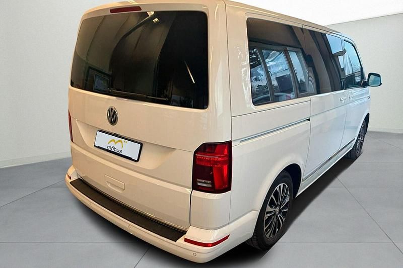 Second-hand VW Multivan Generation Six 150 CP (110 kW) 2022 Monovolum