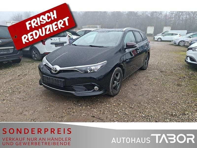 Gebraucht Toyota Auris Design 111 PS (81 kW) 2015 Black mica / ink Kombi