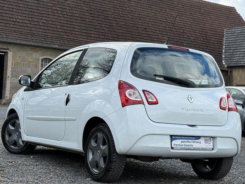 Gebraucht Renault Twingo Initiale Paris 75 PS (55 kW) 2013 Weiß Kleinwagen