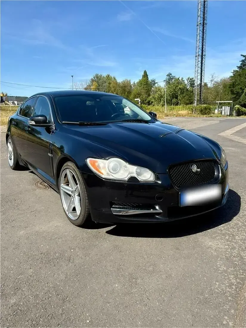 Gebraucht Jaguar XF Premium Luxury 207 PS (152 kW) 2009 Schwarz Limousine