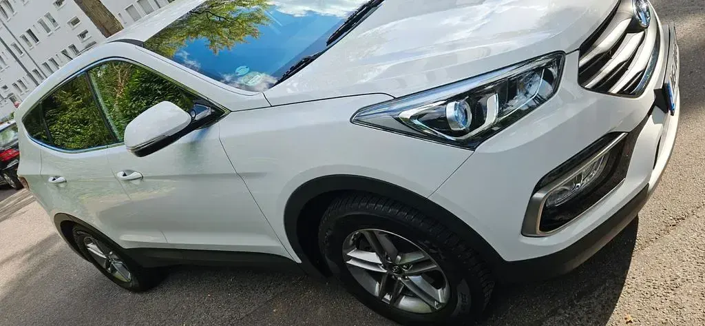 Gebraucht Hyundai Santa Fe Trend 188 PS (138 kW) 2017 Weiß SUV