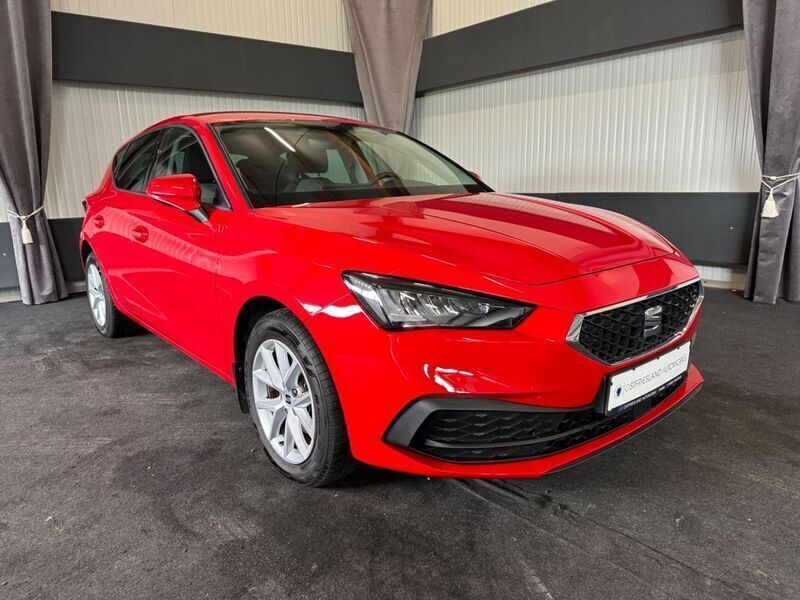 Reinrot Gebraucht 2021 Seat Leon Limousine | 17.990 € (Guter Preis) - Bild 1/4
