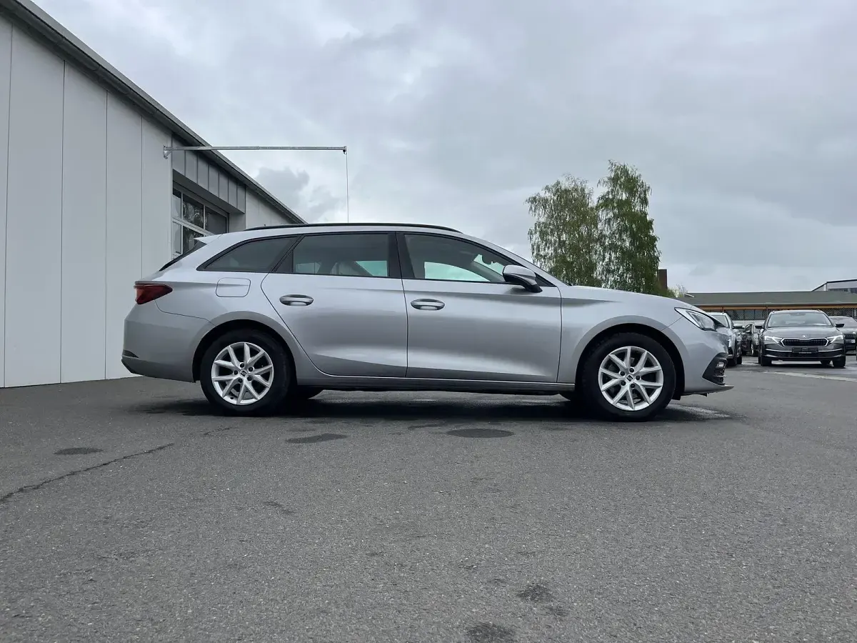 Gebraucht Seat Leon Style 150 PS (110 kW) 2021 Silber Kombi