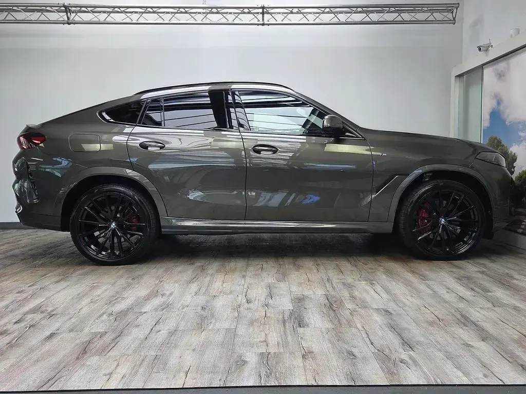Gebraucht BMW X6 M Sport 352 PS (258 kW) 2025 Manhattan metallic SUV