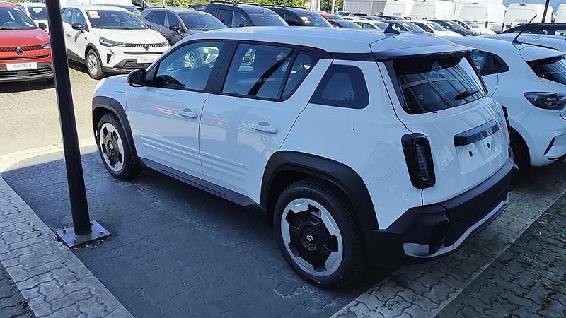 Neu Renault 4 E-Tech Evolution 77 kW (106 PS) 2025 Weiß SUV