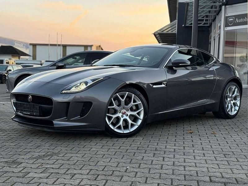 Grau Gebraucht 2016 Jaguar F-Type Coupé | 44.480 € (Teuer) - Bild 1/3