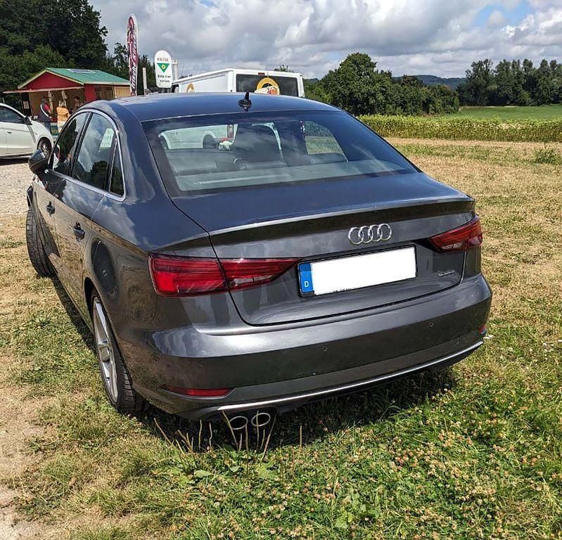 Gebraucht Audi A3 S-line plus 190 PS (139 kW) 2019 Grau Limousine