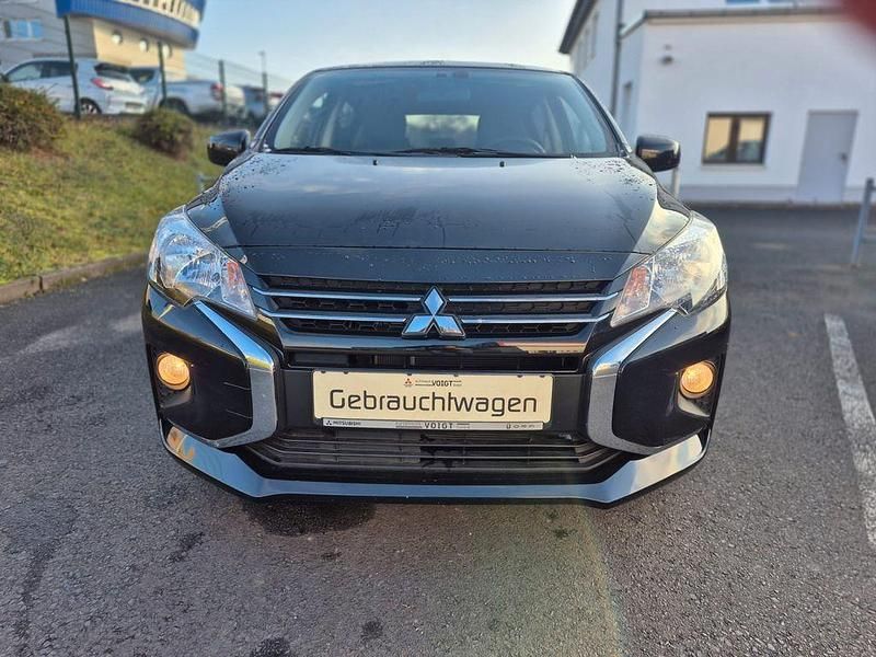 Gebraucht Mitsubishi Space Star Select+ 71 PS (52 kW) 2023 Schwarz Limousine