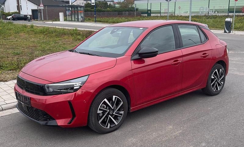 Rot Gebraucht 2024 Opel Corsa Kleinwagen | 17.400 € (Fairer Preis) - Bild 1/4