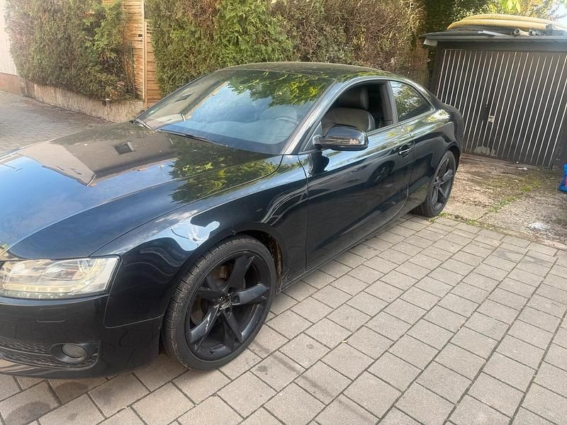 Second-hand Audi A5 180 CP (132 kW) 2009 Negru Coupe