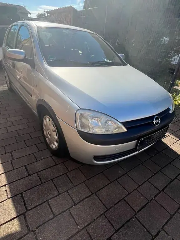 Gebraucht Opel Corsa 75 PS (55 kW) 2002 Silber Kleinwagen
