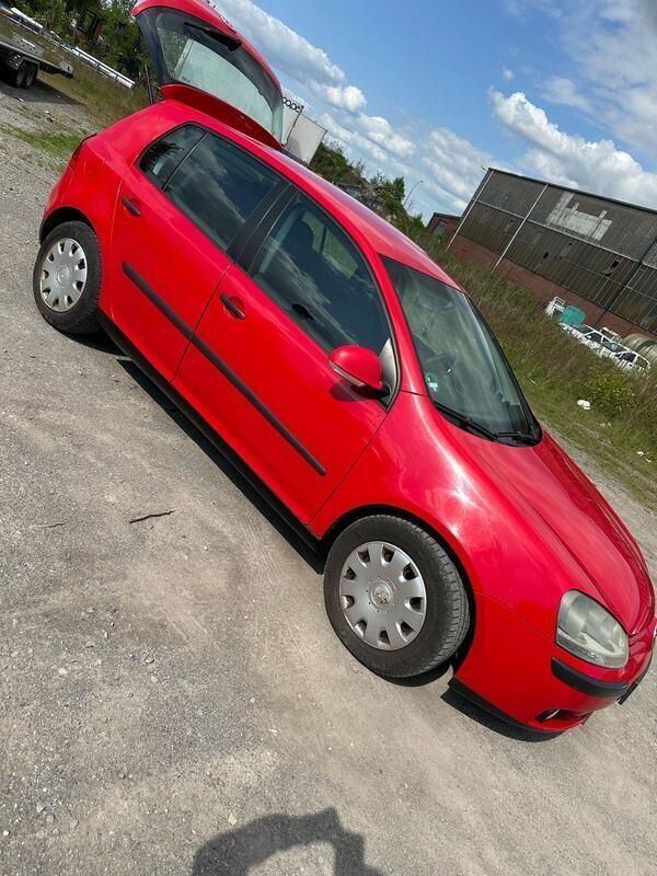 Rot Gebraucht 2004 VW Golf V Kleinwagen | 3.500 € (Fairer Preis) - Bild 1/4