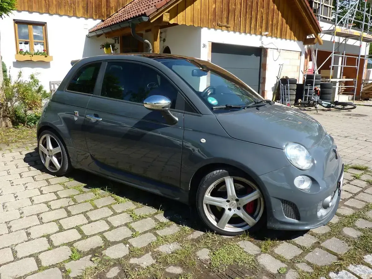Gebraucht Abarth 595 Competizione 179 PS (131 kW) 2016 Colore esterno (pista grau) Kleinwagen