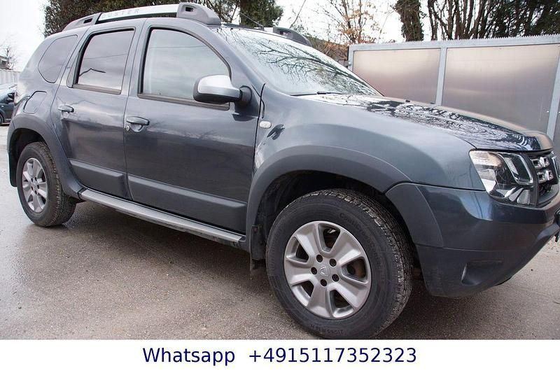 Gebraucht Dacia Duster Prestige 109 PS (80 kW) 2017 Grau SUV