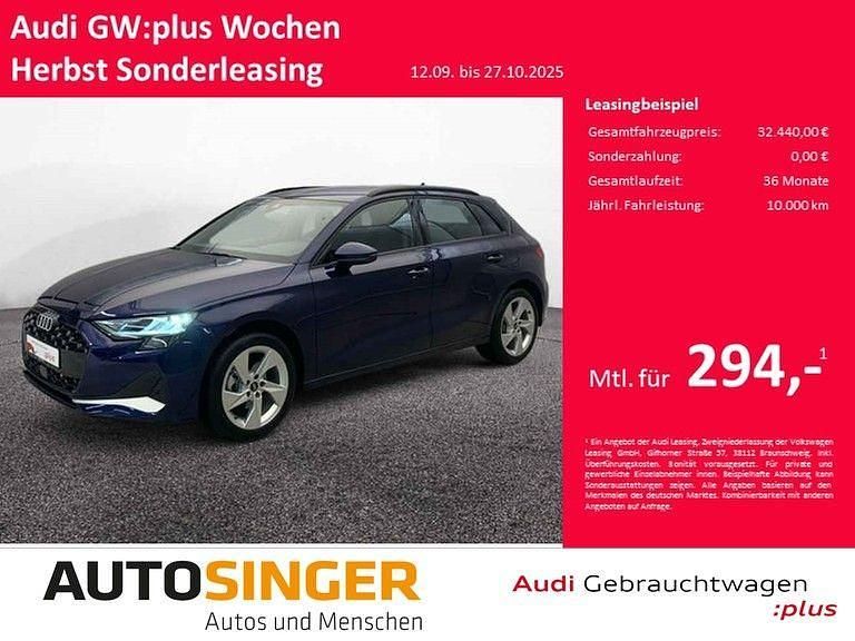 Navarrablau metallic Gebraucht 2024 Audi A3 Sportback Advanced Plus Limousine | 32.440 € (Guter Preis) - Bild 1/4