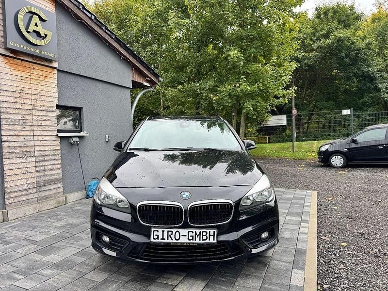 Second-hand BMW 214 Basis 95 CP (69 kW) 2015 Negru Break