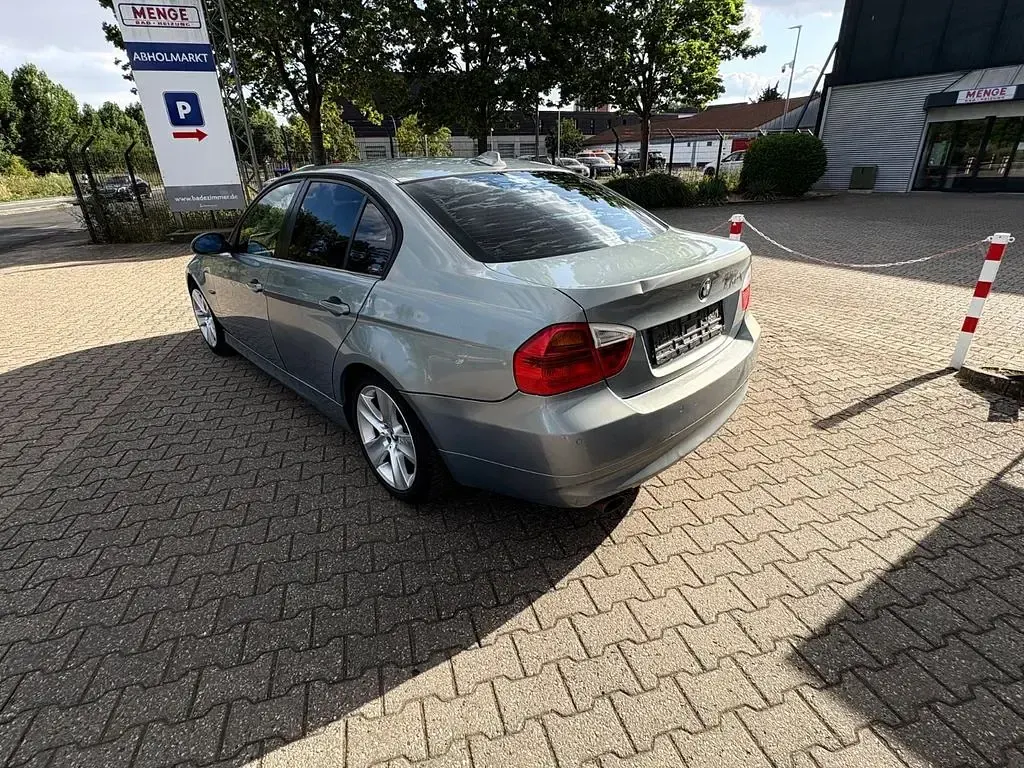 Gebraucht BMW 320 Basis 150 PS (110 kW) 2007 Limousine