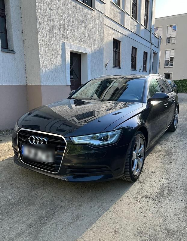 Schwarz Gebraucht 2012 Audi A6 Kombi | 7.500 € (Superpreis) - Bild 1/4